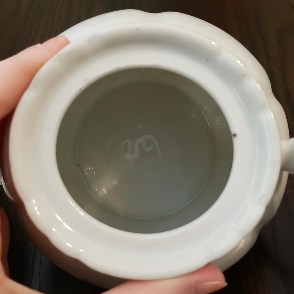 3pc Porcelain Tea Set - Picture 15 of 16